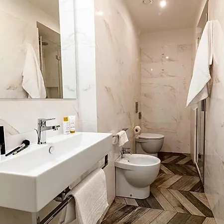 Eccelso Hotel 3*