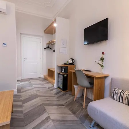 Eccelso Hotel 3*