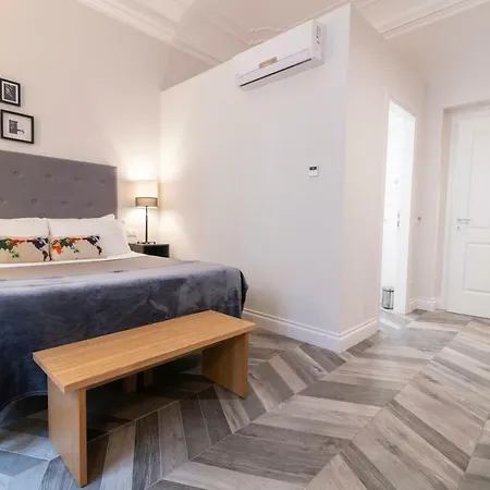 Hotel Eccelso 3*
