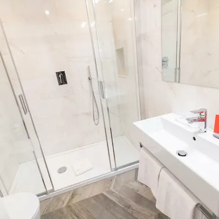 Eccelso Hotel 3*
